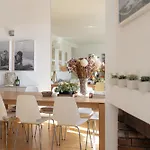 Center Of 100m2 Bright